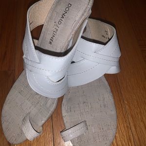 Donald J Pliner  white slip on Sandel size 6